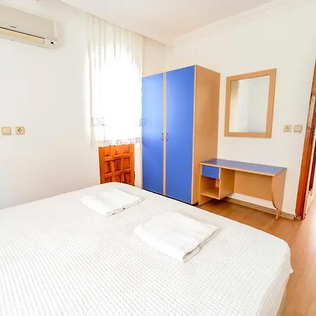 Hostel Hush